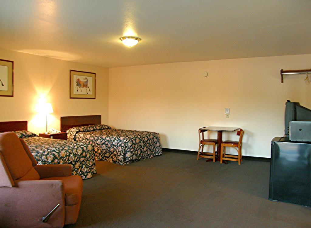 Budget Inn Jasper Room photo